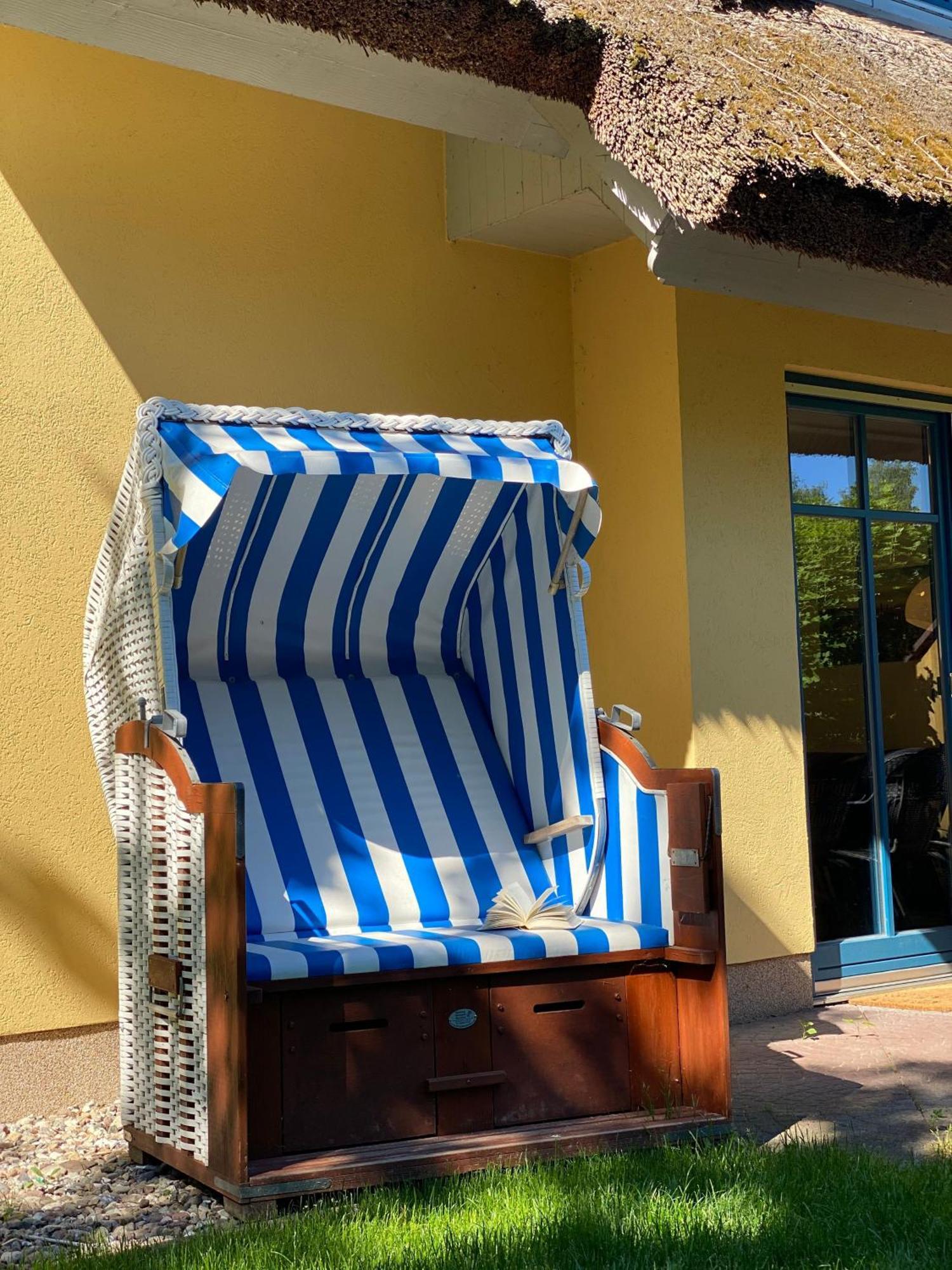 Willa Familienfreundliches Reetdachhaus Weissdorn 2 Puddemin Zewnętrze zdjęcie